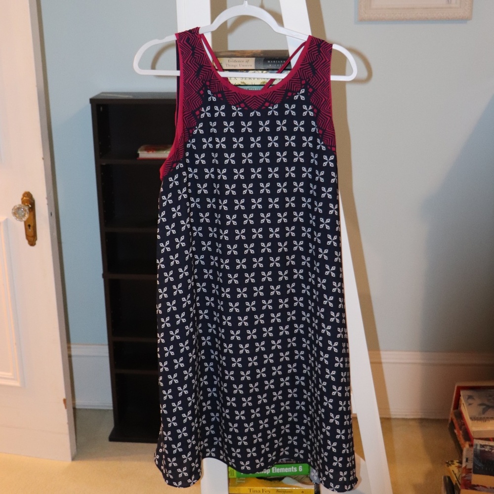 Beautiful Hatley Dress with Blue, white and pink pattern and back tie up detail